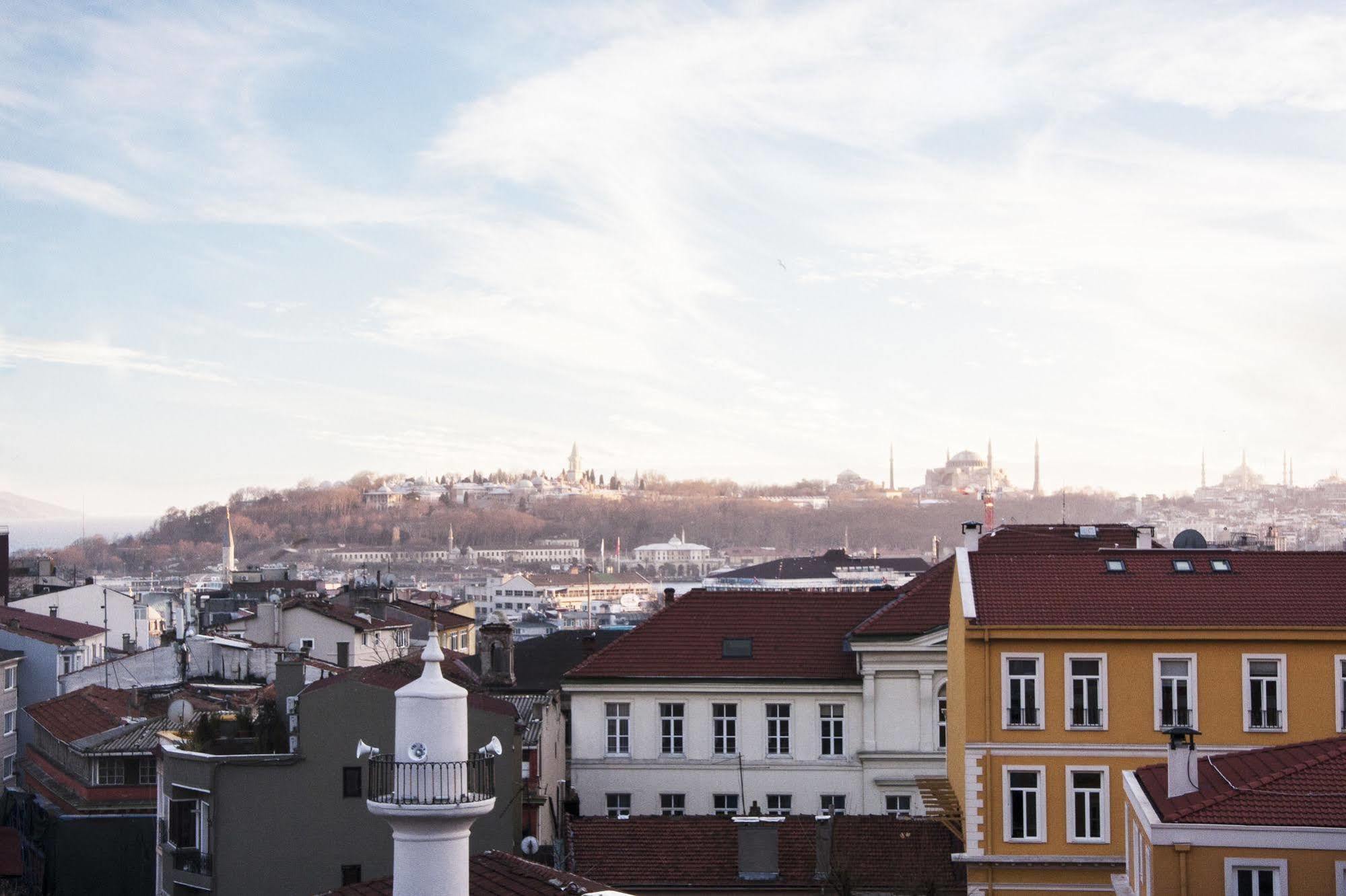Cheers Midtown Hostel Istanbul Exterior foto
